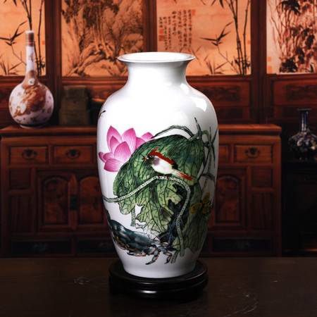 瓷拍 景德鎮(zhèn)陶瓷工藝品瓷瓶 大師彭競(jìng)強(qiáng)和諧情韻 荷花鳥(niǎo)螃蟹花瓶